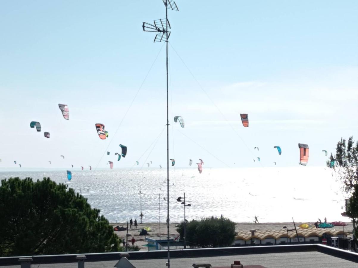 Seaview Beach Front Grado Pineta Andromeda Luaran gambar